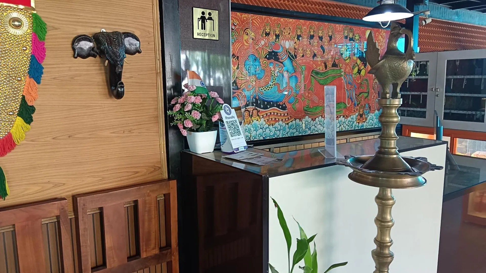 Apartment Hill View Acsingle Double Executive Room In Trivandrum Thiruvananthapuram