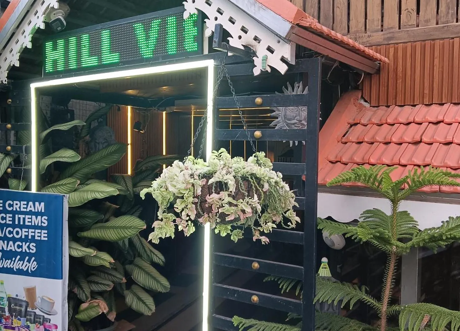 Hill View Acsingle Double Executive Room In Trivandrum Thiruvananthapuram