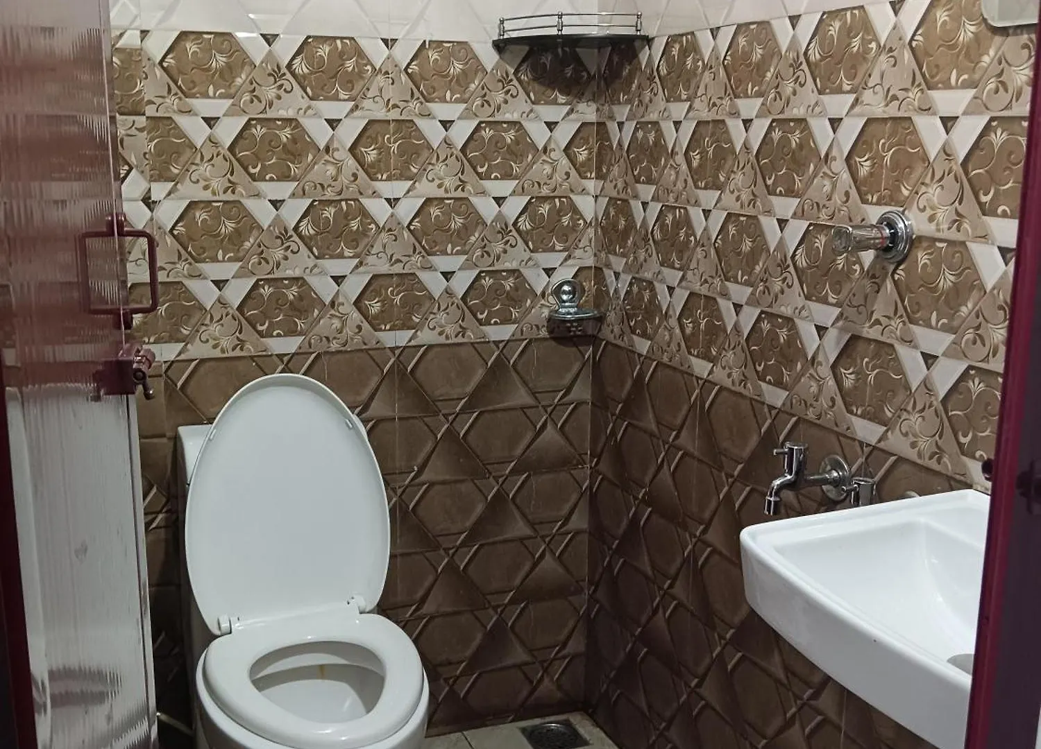 Hill View Acsingle Double Executive Room In Trivandrum Thiruvananthapuram Apartment